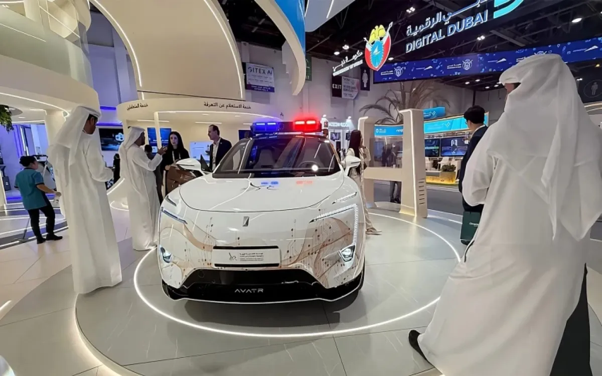 بالفيديو.. سيارة تميز مخالفي الإقامة!